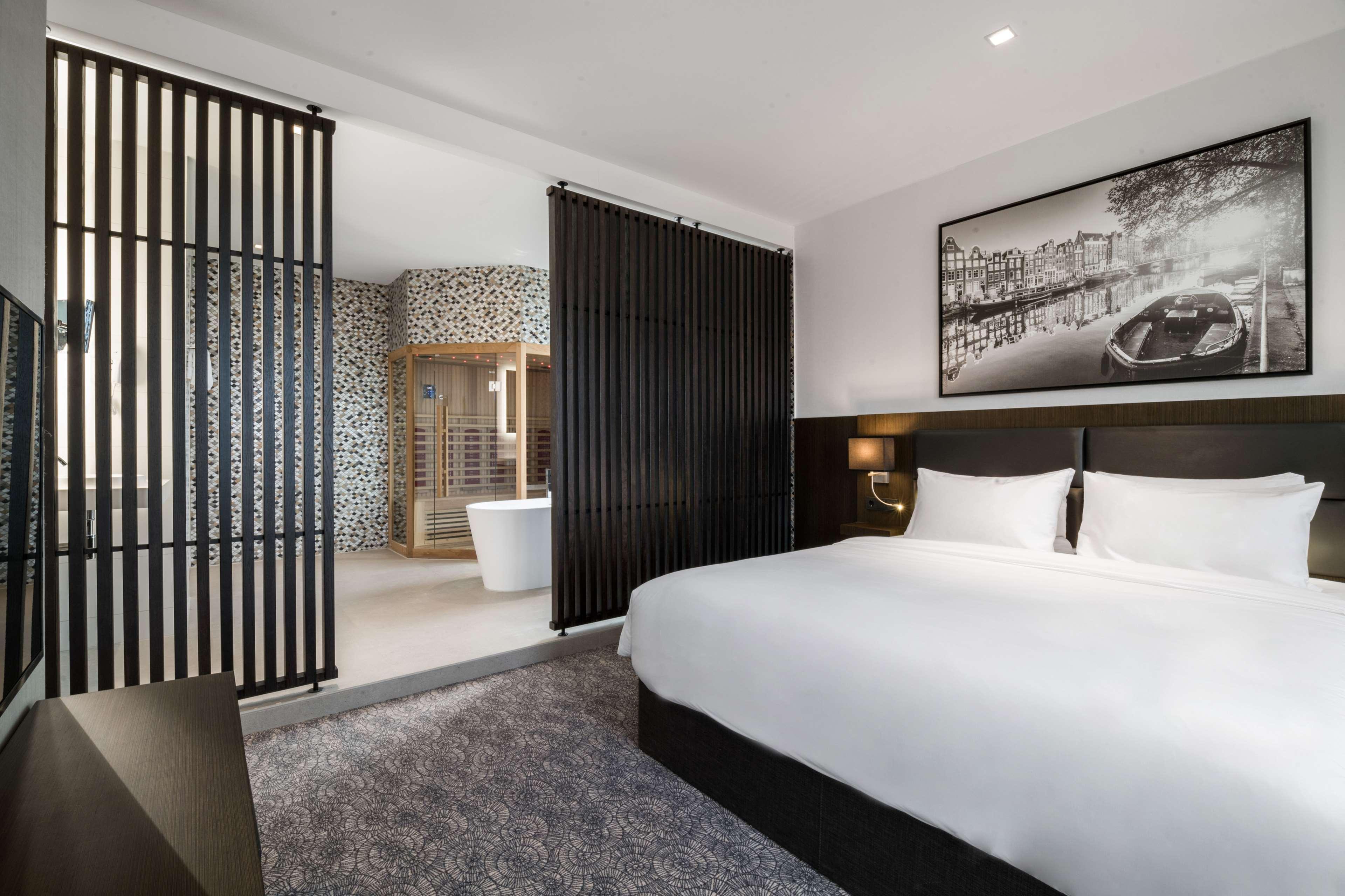 Radisson Hotel And Suites Amsterdam South Exterior photo